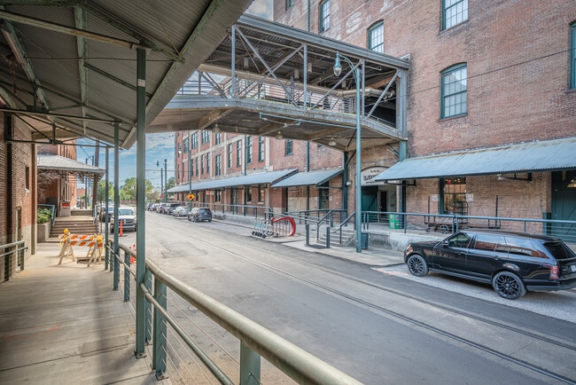 Building Photo - 505 Tennessee St