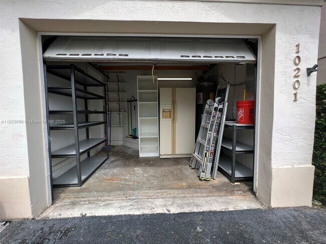 Building Photo - 10201 NW 56th St