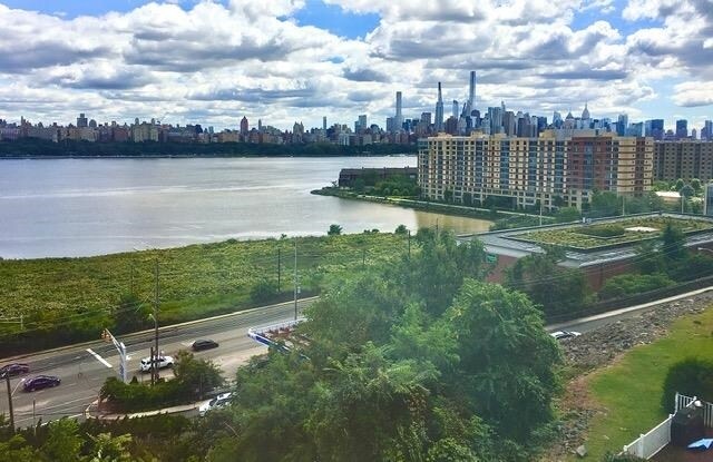 Building Photo - 34 Bergen Ridge Rd