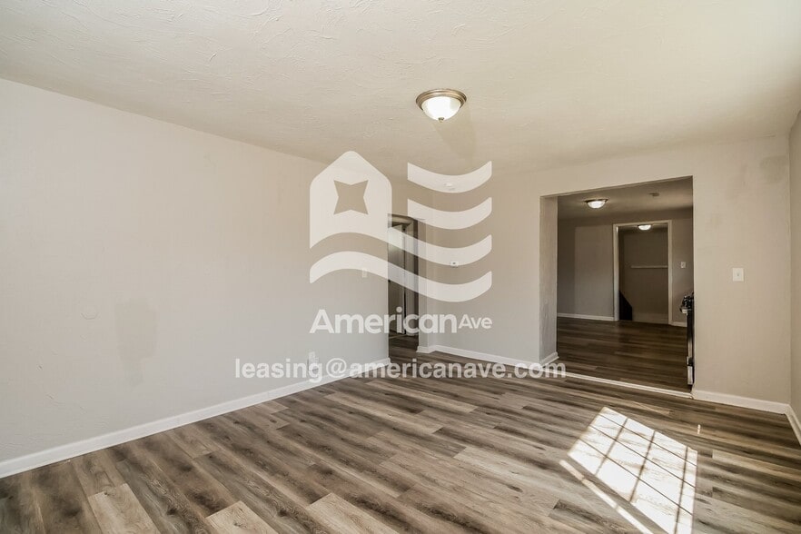 Building Photo - 1320 Lafayette Ct