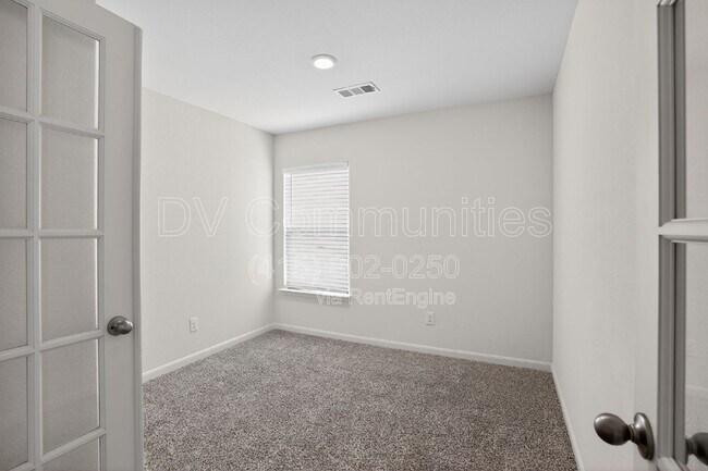 Building Photo - 512 Albert Anthony St