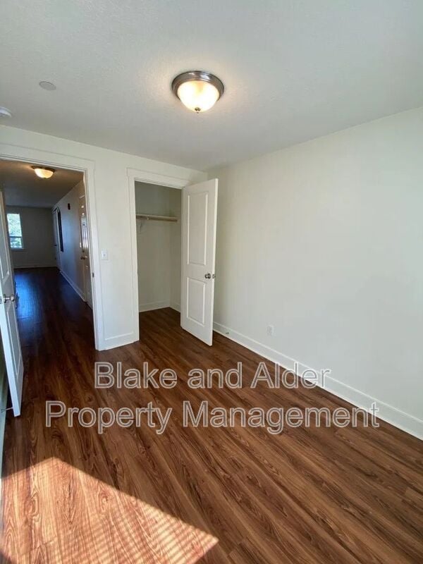 Building Photo - 8211 N Montana Ave