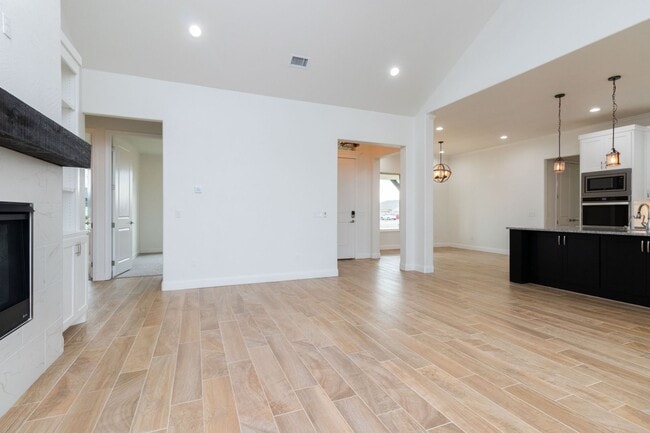 Building Photo - Available with our Lease with Purchase Option Program!