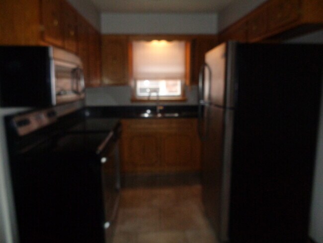 Building Photo - 6405 W Home Ave