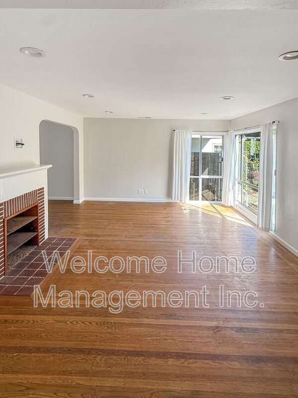 Building Photo - 184 Farrelly Dr