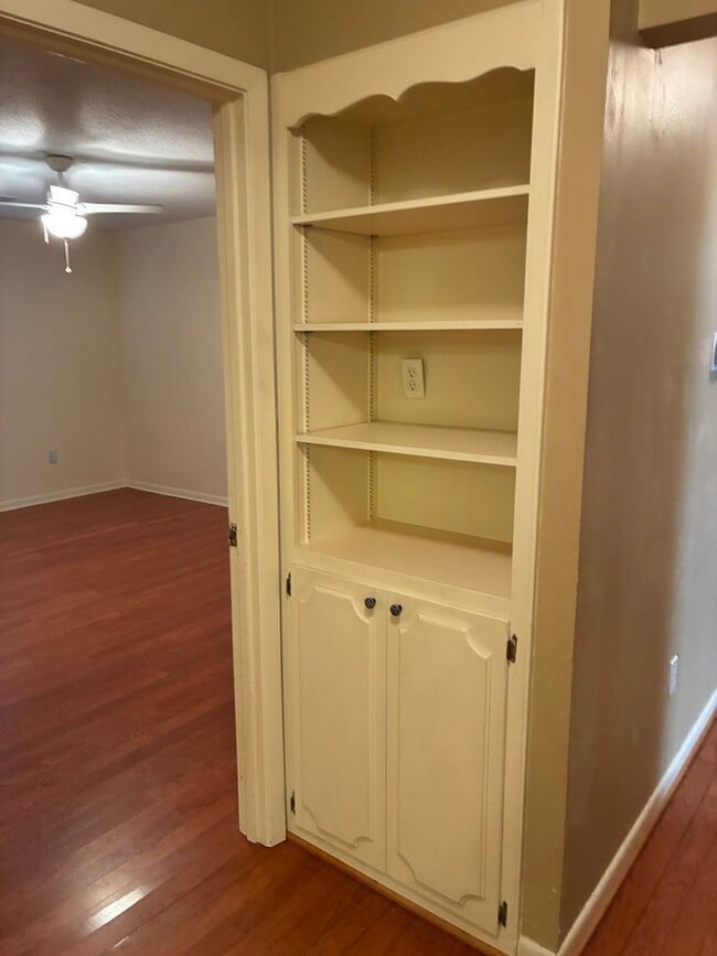 Building Photo - 19 Indian Trail