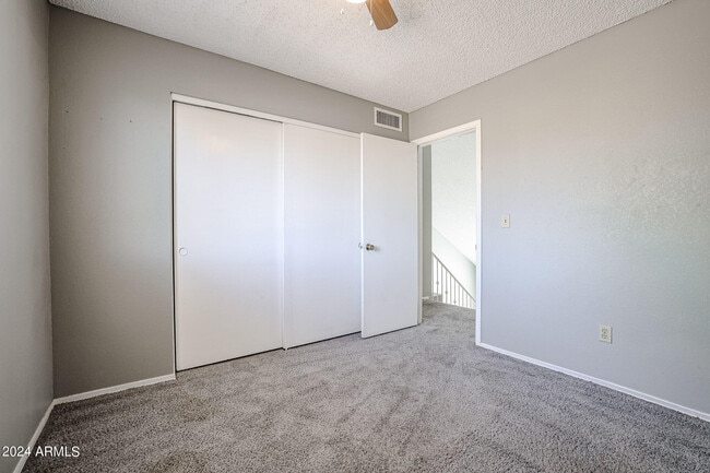 Building Photo - 9208 W Gary Rd