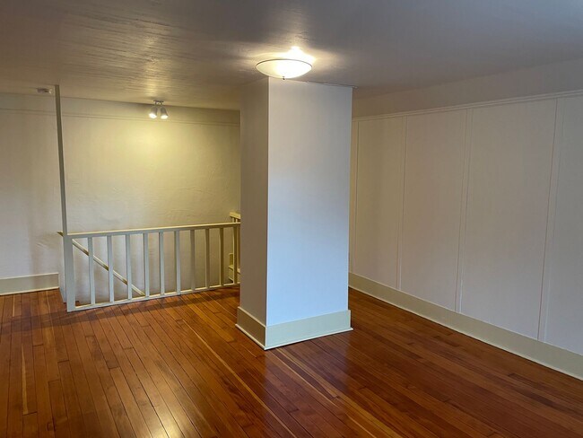 Building Photo - Liar Hill 2 bedroom