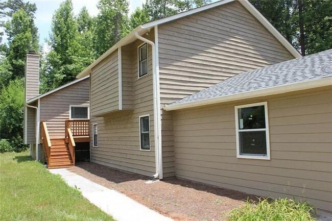 Building Photo - 3562 Bryant Ln