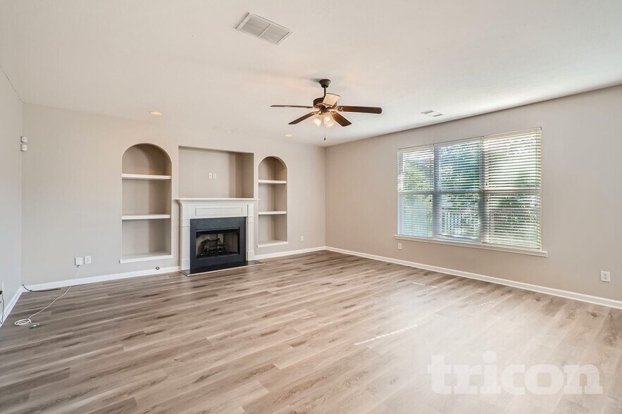 Building Photo - 1249 Avington Glen Dr SE