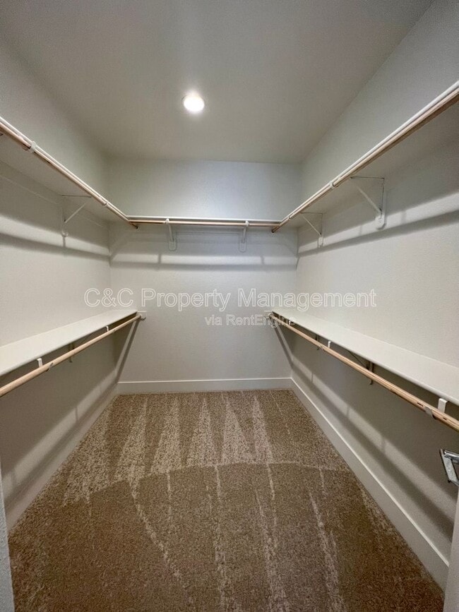 Building Photo - 476 Lassen Wy