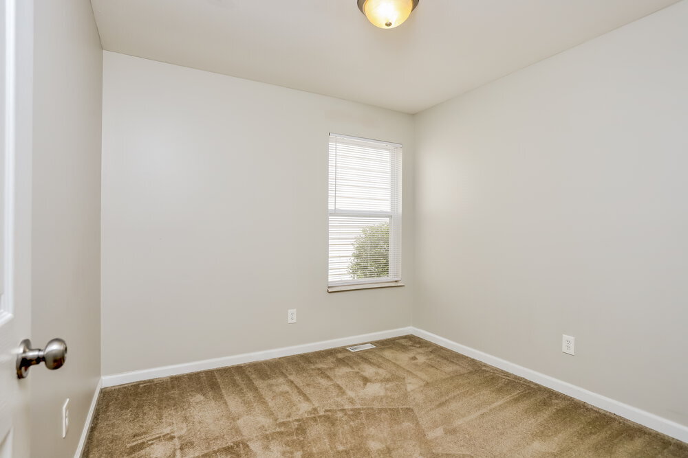 Building Photo - 1280 Garden Village Dr