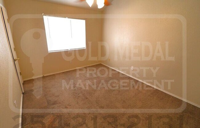 Building Photo - 4408 Jeff Scott Dr