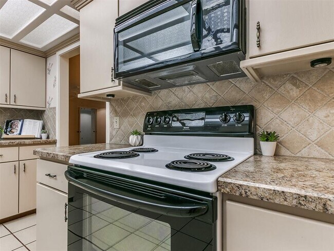 Building Photo - 11317 Windmill Pl