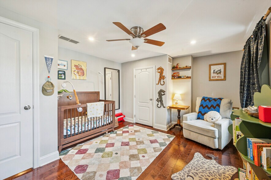 Building Photo - 2034 E Huntingdon St