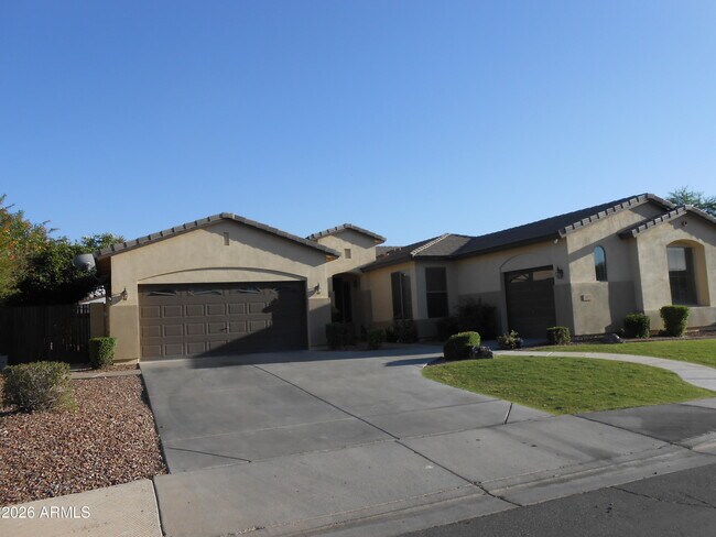 Building Photo - 3077 E Blue Ridge Pl