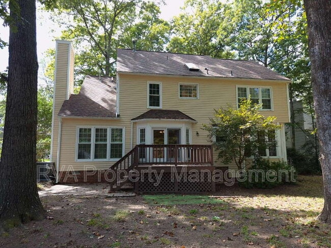 Building Photo - 6002 Oak Landing Dr