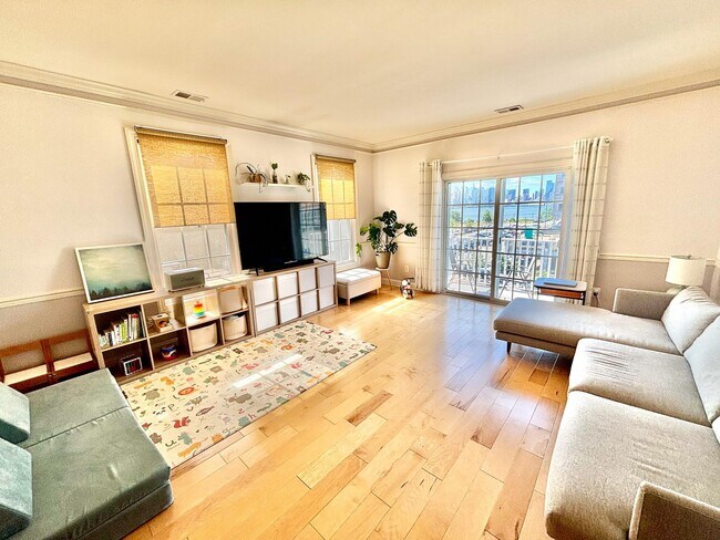 Primary Photo - 7706 Marine Rd
