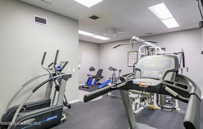 Building Photo - 840 N Atlantic Ave