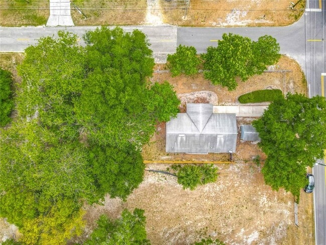 Building Photo - 499 W Beresford Rd