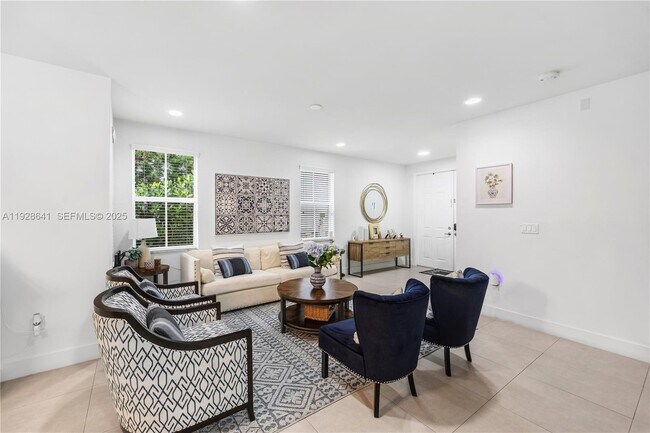 Building Photo - 10470 NW 69th Terrace