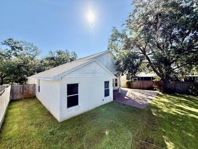 Building Photo - 4768 Ridgemoor Cir