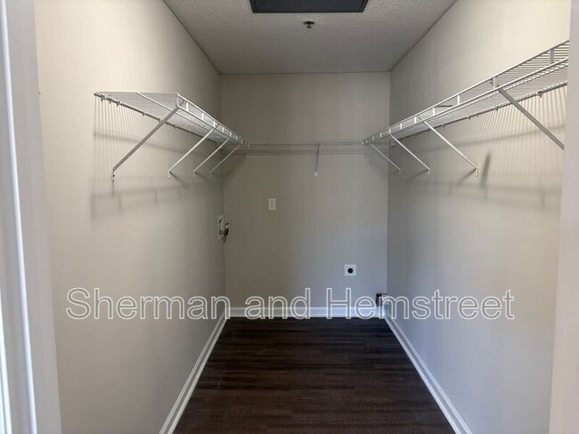 Building Photo - 3600 London Ct SW