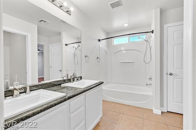 Building Photo - 3221 Fico Ave