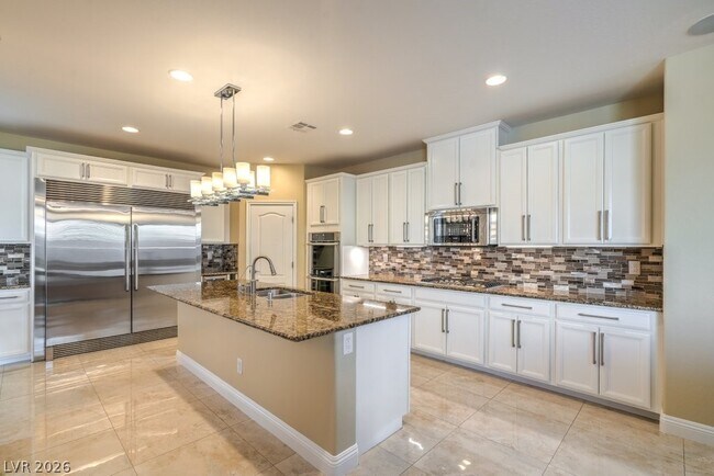 Building Photo - 12308 Kings Eagle St