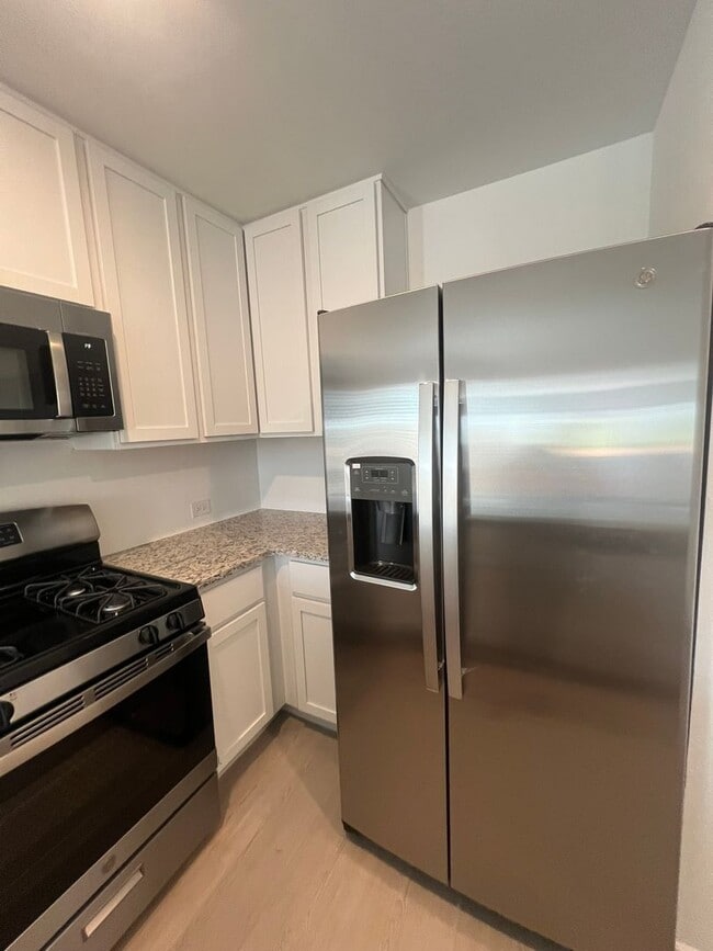 Building Photo - REDUCED RENT!!! Available Now! 4-Bedroom, 3-bath home in OKC!