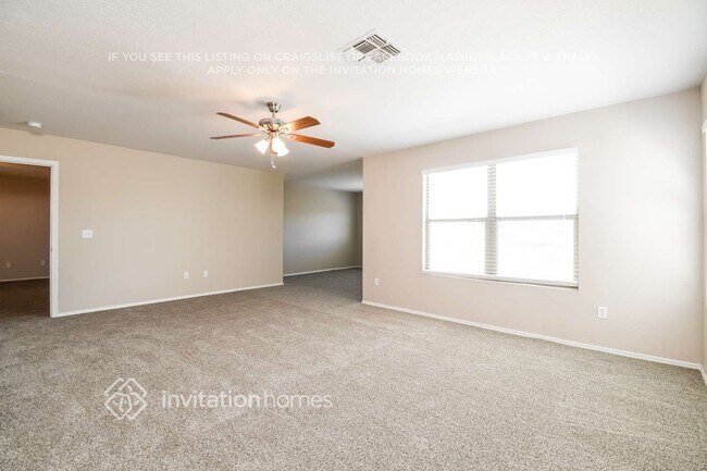 Building Photo - 11516 E Quade Ave