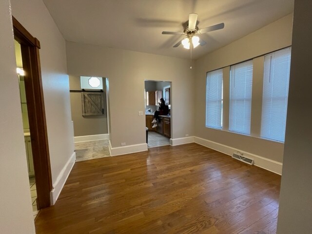dining - 236 E Illinois St