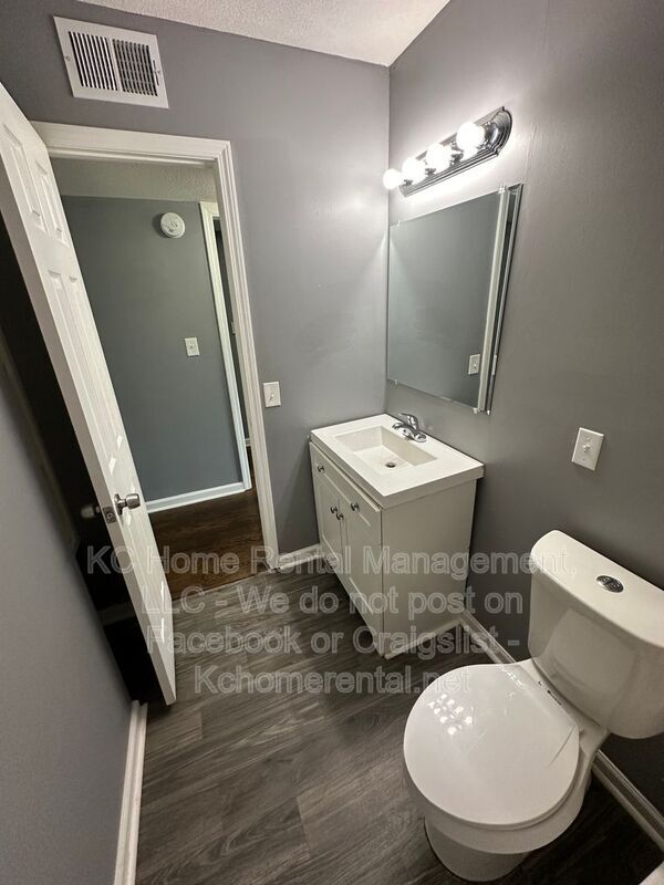 Building Photo - 3124 N 55th St