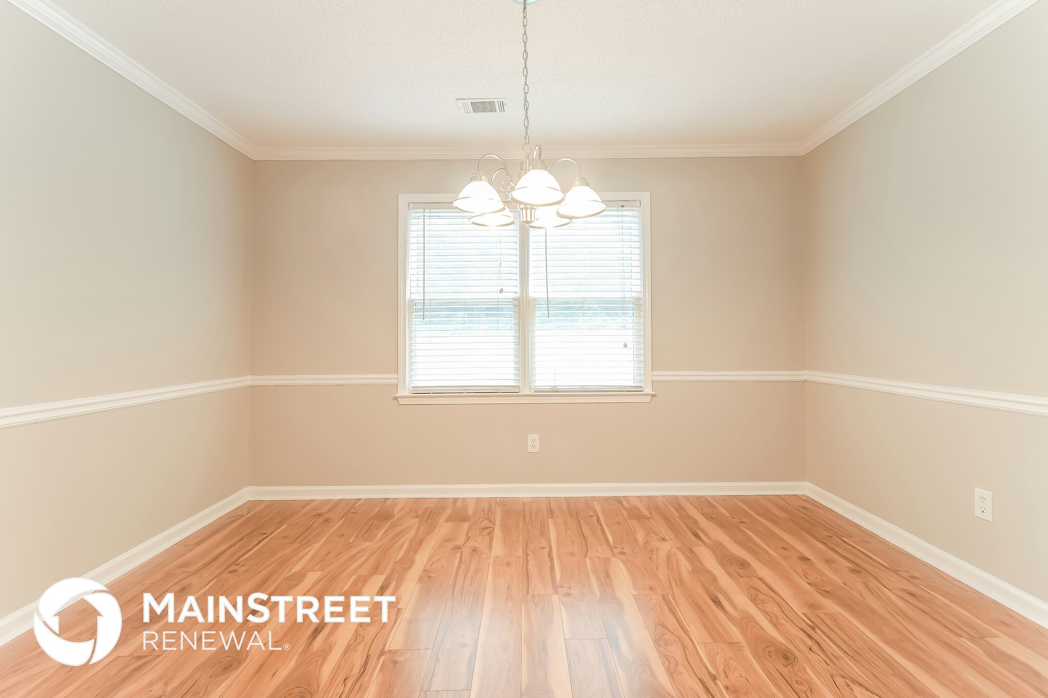 Building Photo - 16 Stoneybrook Ct SE