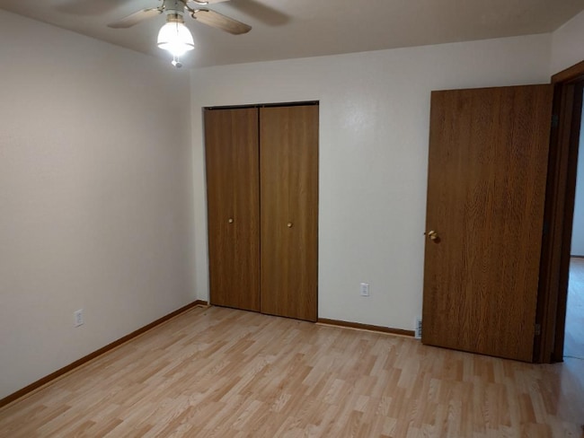 Building Photo - 109 S Lane St