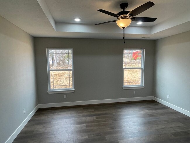 Building Photo - NEW CONSTRUCTION 3 Bed 2 Bath FOR RENT in Waynesville