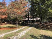 Building Photo - 125 Bluebird Glen