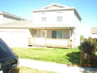 Building Photo - 3305 Laredo Dr
