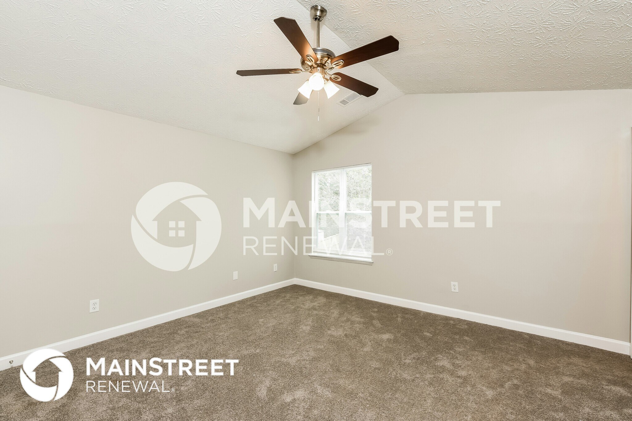 Building Photo - 6258 Leverett Dr