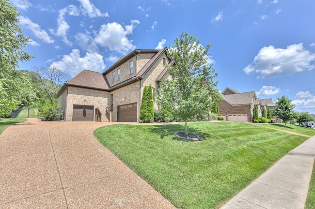 Building Photo - 9141 Holstein Dr