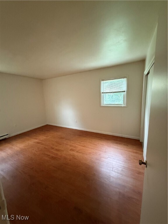 Building Photo - 620 Lakeside Dr
