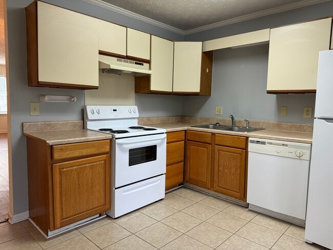 Building Photo - Great Location!!! Five Points, Tanyard Condominium's