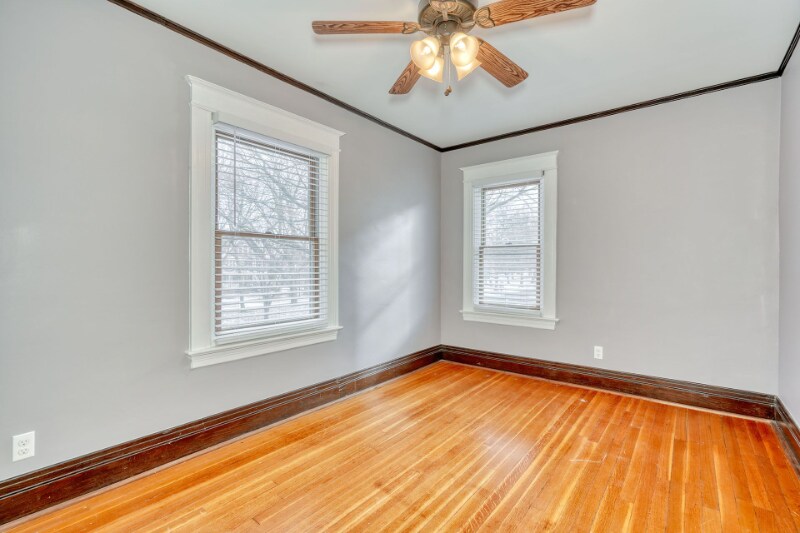 Primary Photo - 285 Seneca Pkwy