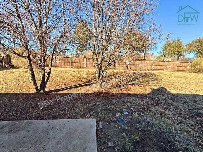 Building Photo - 2-Story 4 BR Home with Large Backyard & Game Room