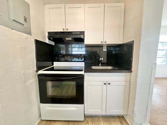 Building Photo - 7655 NW 3rd Ave