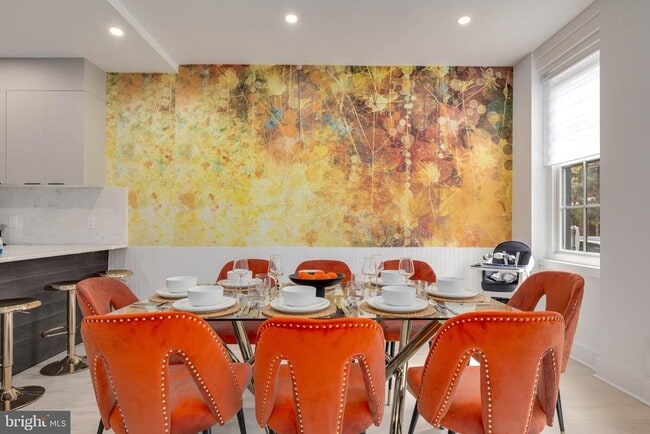 Building Photo - 528 N 22nd St