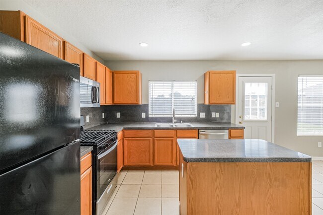 Building Photo - 5626 Calm Ct