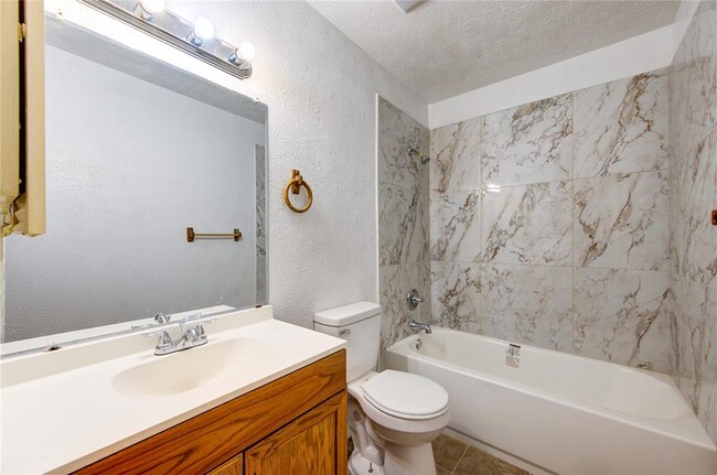 Building Photo - 5811 Mackmiller Dr