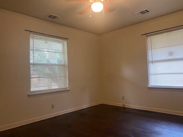 Building Photo - 4013 McDermed Dr