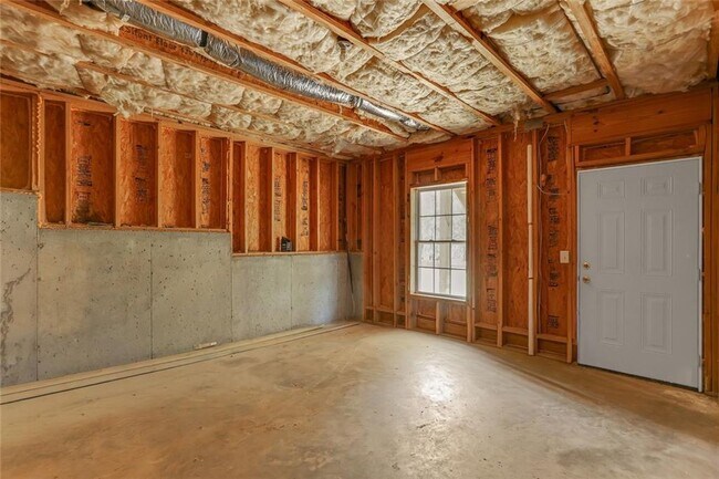 Building Photo - 4491 Plantation Mill Tr NE